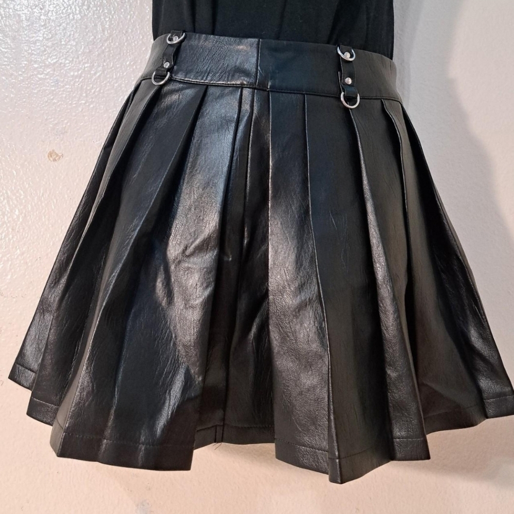 Forever 21 Leather Ruffled Mini Skirt.